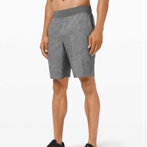 Lululemon T.H.E. Short 9" Linerless Active Workout Shorts Gray M